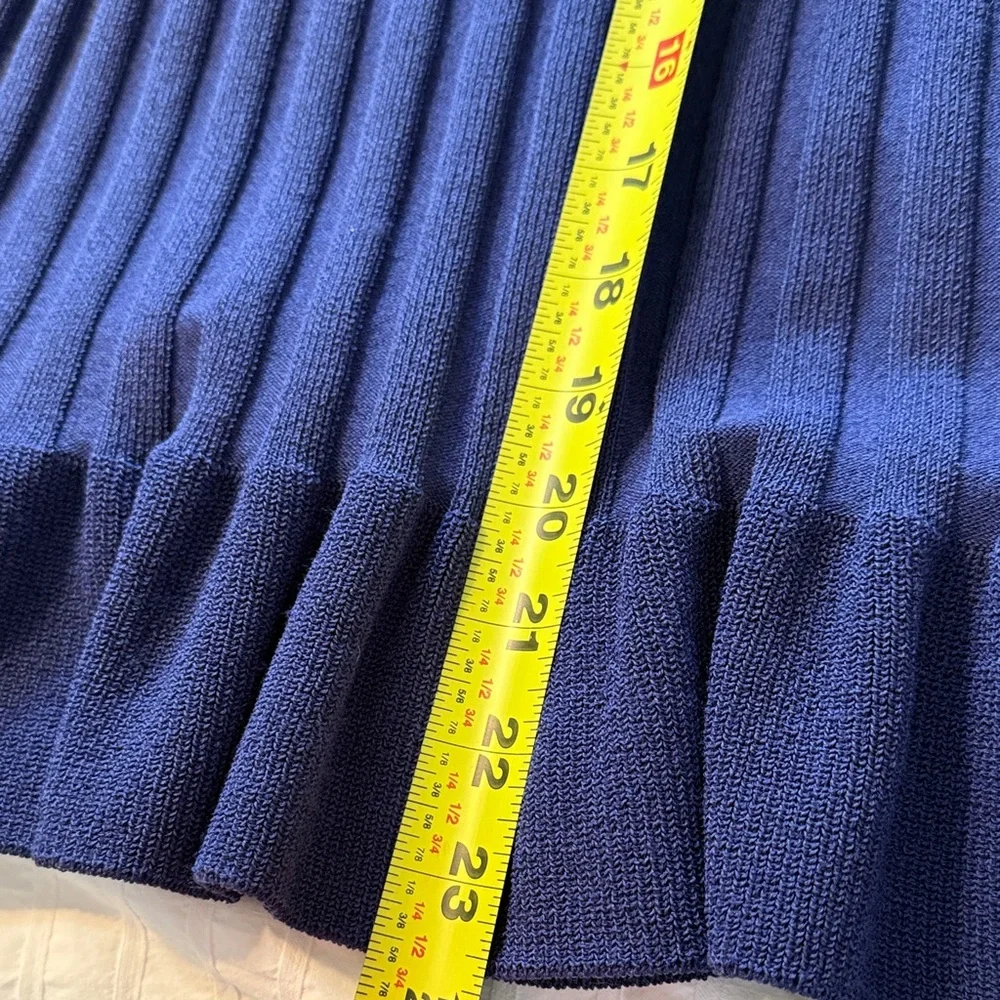 Ann Taylor Navy Blue Ribbed Sleeveless Top - Picture 6 of 6